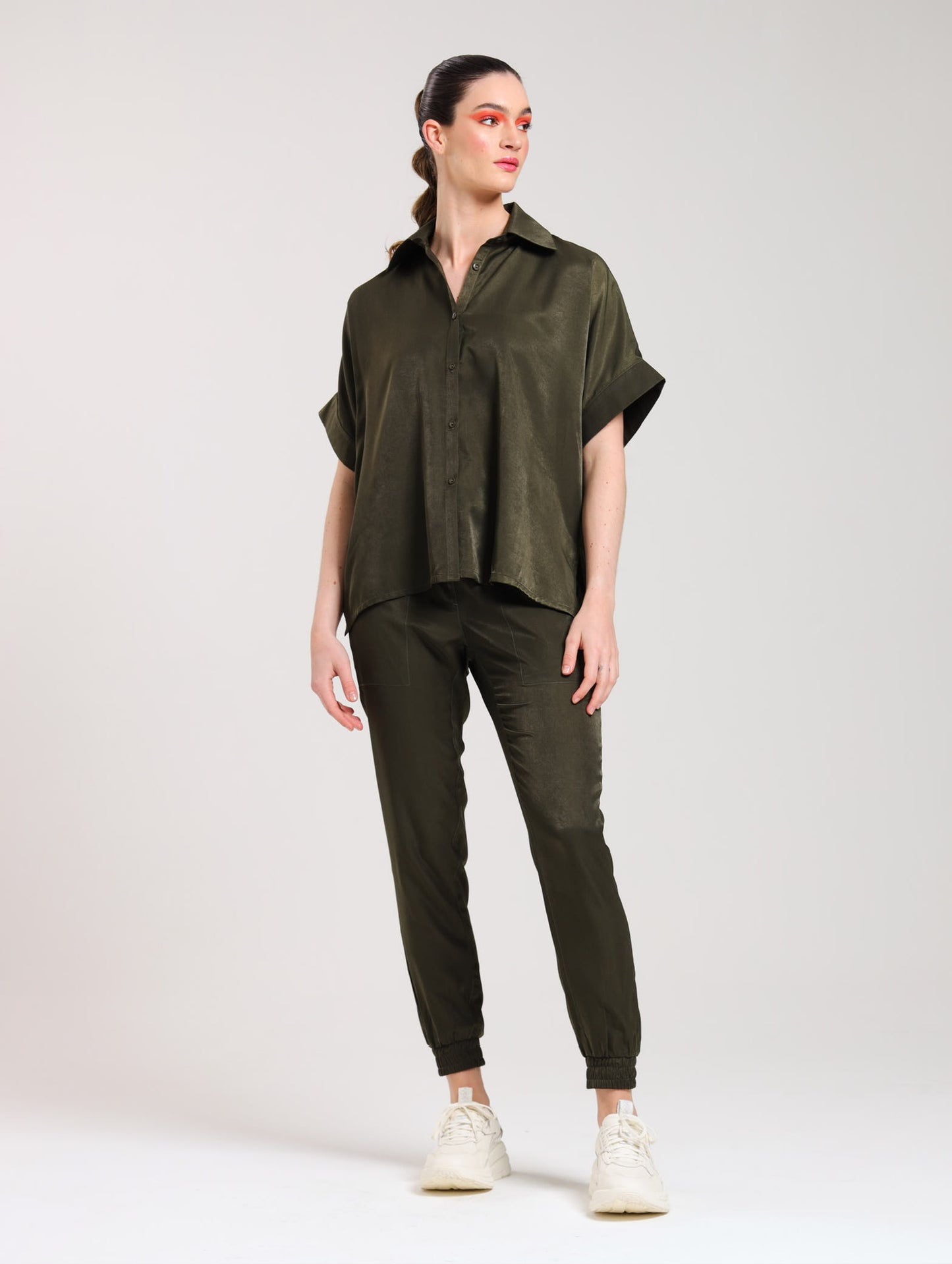 HI-LO TOP / OLIVE SATIN TWILL