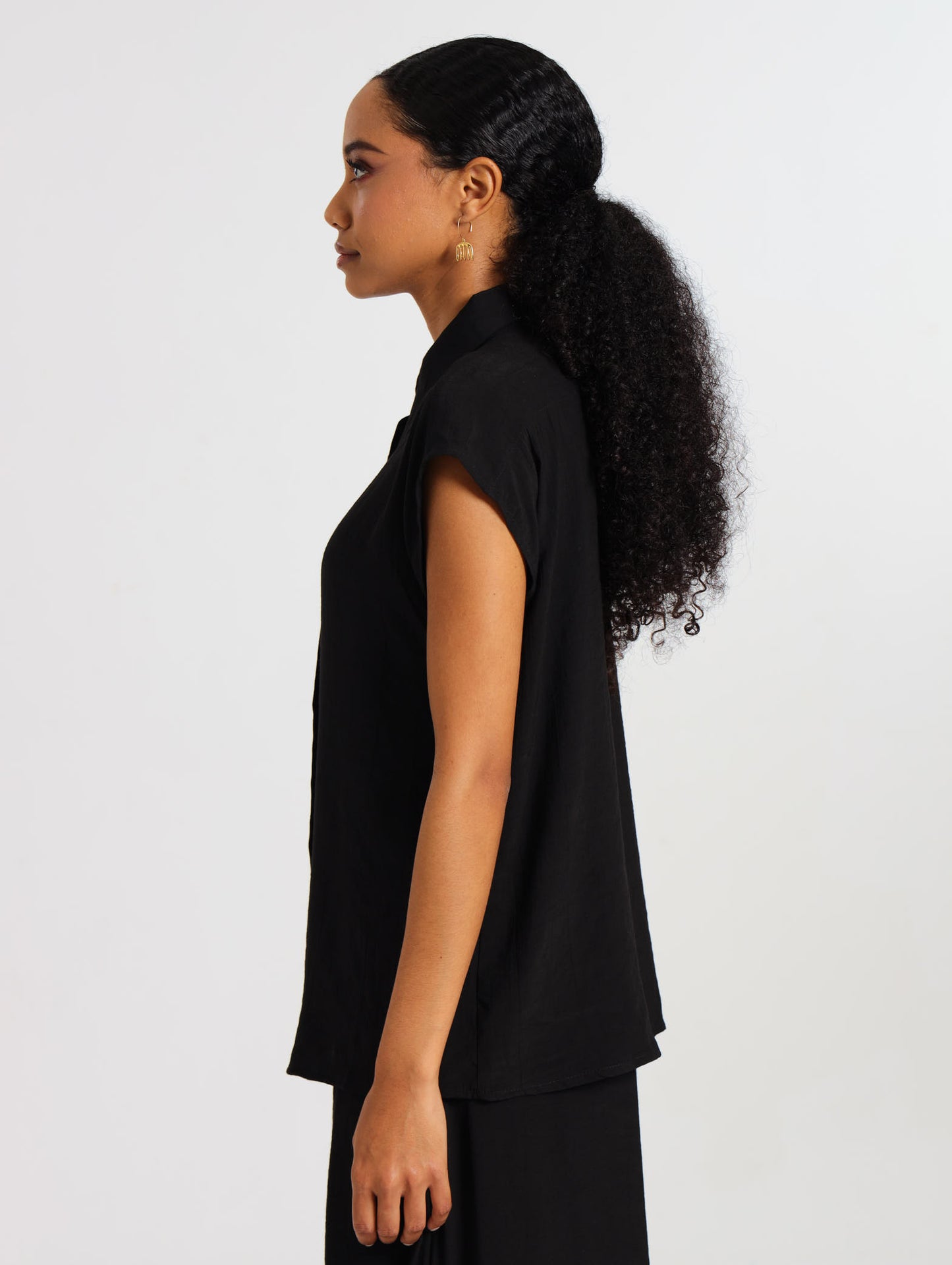 CAPPED SLEEVE TOP / EBONY TENCEL